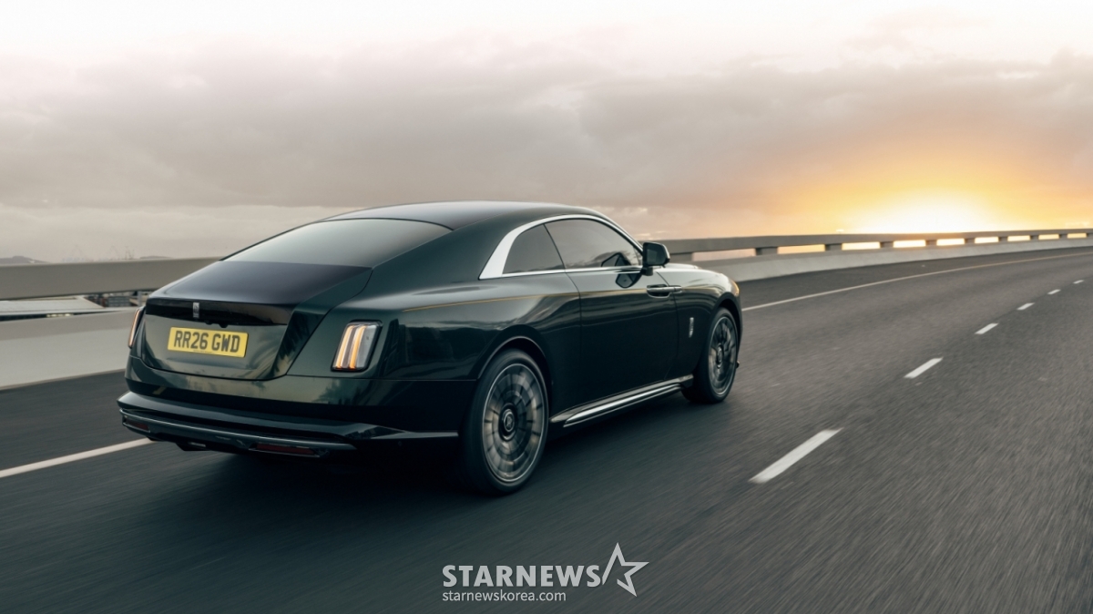 Rolls-Royce Spectre Series II