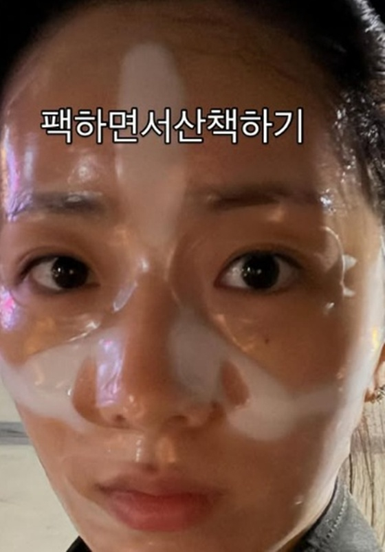 /Foto=Redes sociales de Yoon Bo-mi
