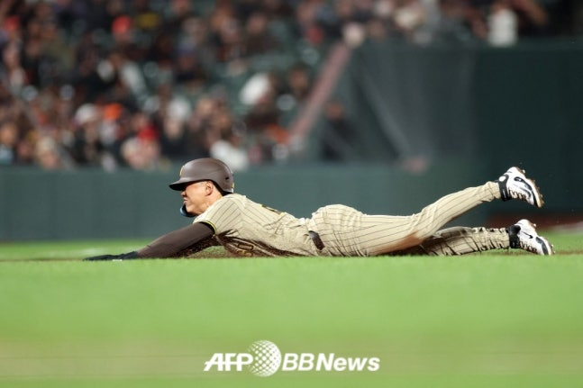 圣地亚哥教士队内野手宋成文。 =法新社BBNews=新闻1。