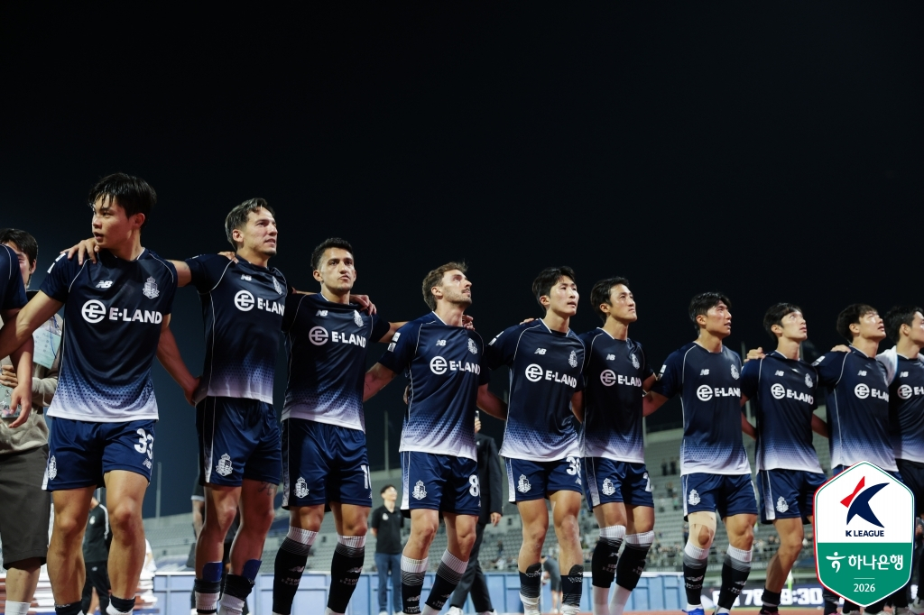 Seoul E-Land players. /Photo=Korea Professional Football League