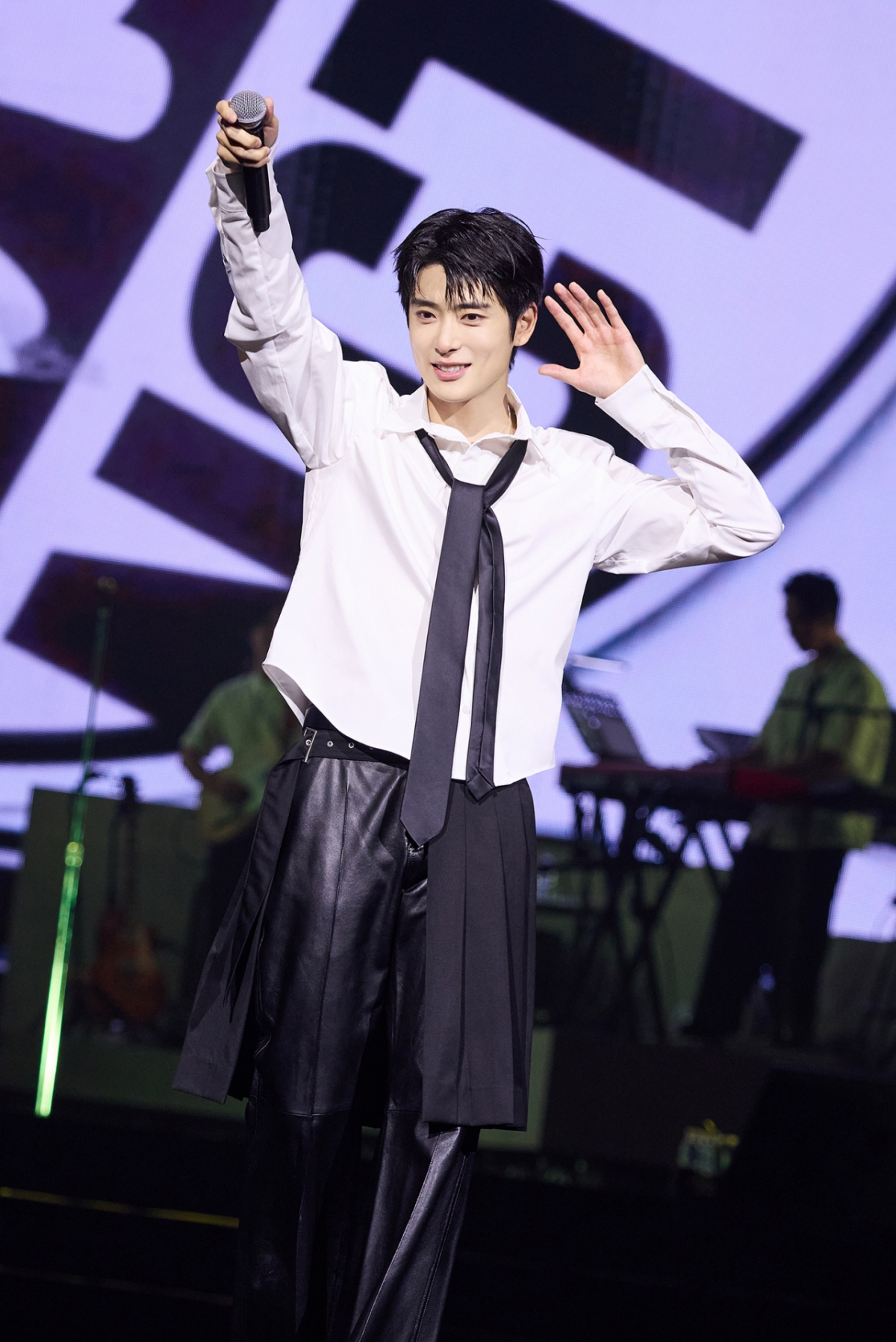 /Фото = SM Entertainment