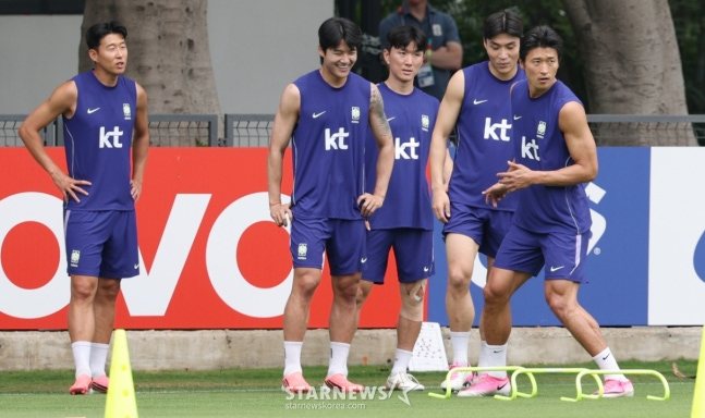 La selección nacional de fútbol de Corea del Sur realizó un entrenamiento el día 7 en Verde Valle, de Chivas, en Guadalajara, México, de cara al Mundial de 2026 en Norteamérica, Centroamérica y el Caribe. Los jugadores, entre ellos Cho Gue-sung, realizan entrenamientos. /Foto=corresponsal jefe Kim Jin-kyung.