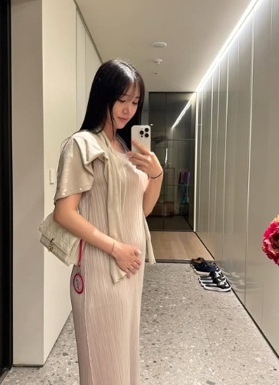/foto=Redes sociales de Hong Yoo-kyung