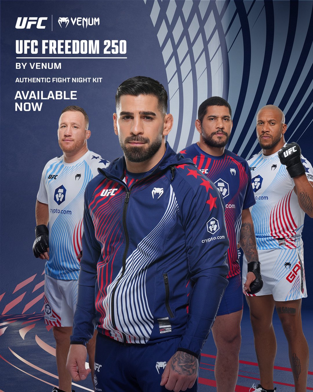 Илья Топурия (второй слева). /Фото = Предоставлено UFC