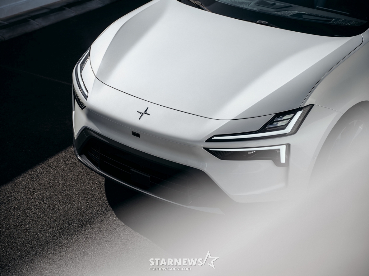 Polestar 4