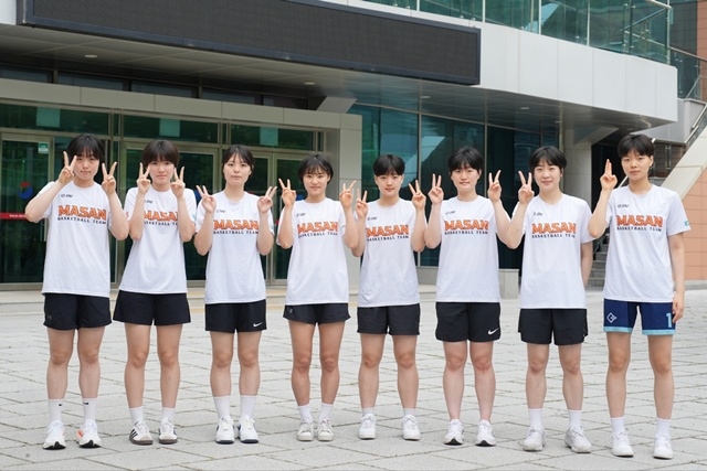 馬山女子高校の選手たち。 /写真=イ·ユリコーチ及び韓国中高等学校バスケットボール連盟提供
