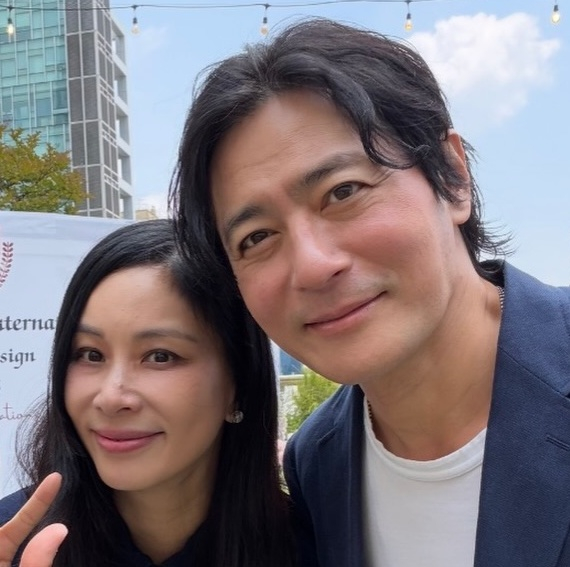 De izquierda a derecha: So-yeong Ko, Dong-geun Jang /foto=Instagram de Pop-hyun Jun