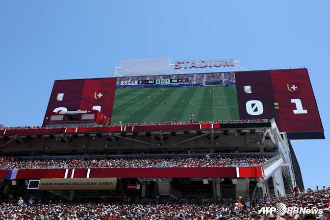 Large screen at the Levi's Stadium in the San Francisco Bay Area, California. /AFPBBNews=NEWS1