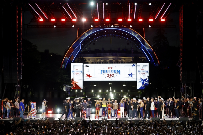 Специальный стадион в Белом доме. /Фото =UFC
