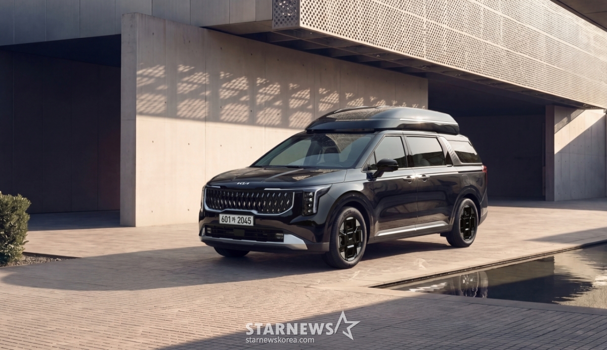 Kia Carnival Hi-Top