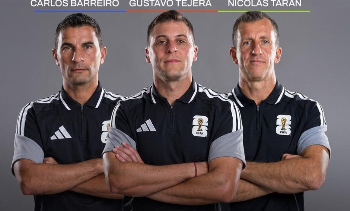 The referee panel for the 2026 FIFA North, Central America and Caribbean (CONCACAF) World Cup Group Stage Match 2 between Korea and Mexico, to be held at Guadalajara Stadium in Zapopan, Mexico, at 10 a.m. on the 19th. From left: First assistant referee Carlos Barreiro, referee Gustavo Tejera, and second assistant referee Nicolas Tarán. /Photo=Cuadratin Mexico SNS capture
