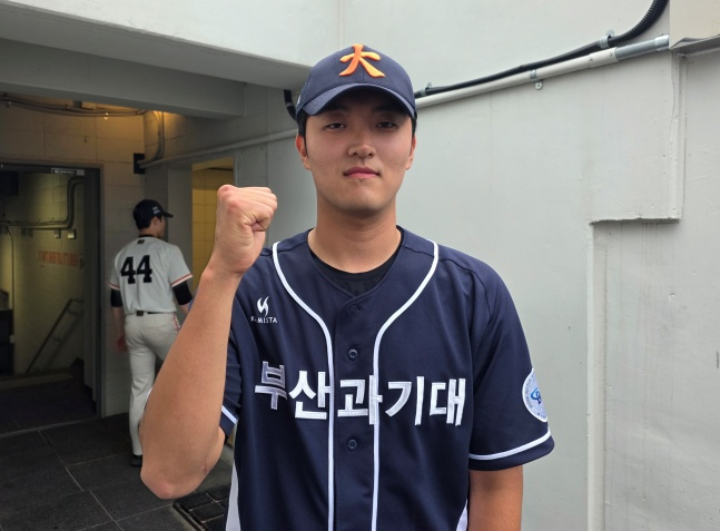 Busan University of Science and Technology's Kwak Byung-jin recently met with StarNews in Daejeon for an interview. /Photo=Reporter Kim Dong-yoon