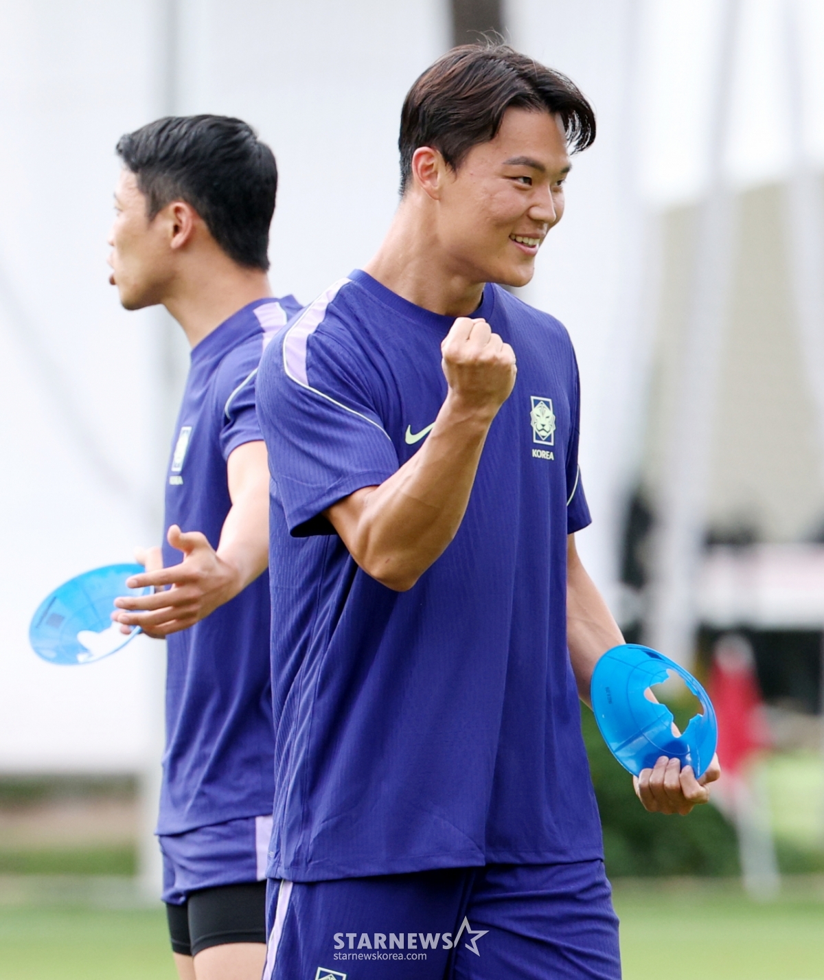 [포토] 오현규, 수시로 주먹 불끈