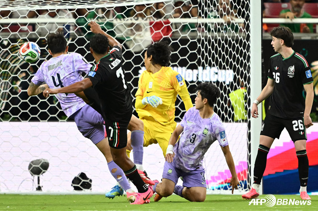 Escena del gol en contra de Corea. /AFPBBNews=NEWS1