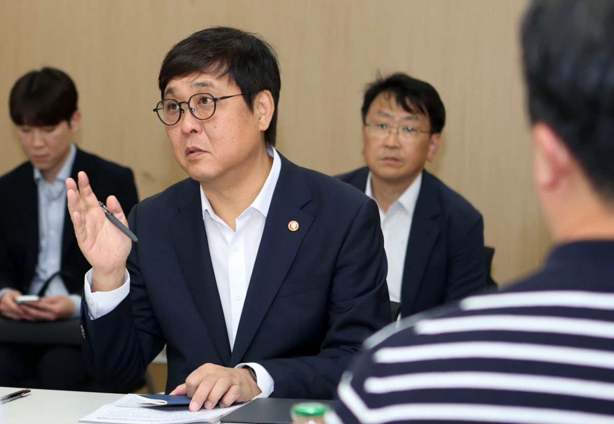 ハンドボール競技場入居種目団体関連の追加対策会議の様子。 /写真=文化体育観光部提供
