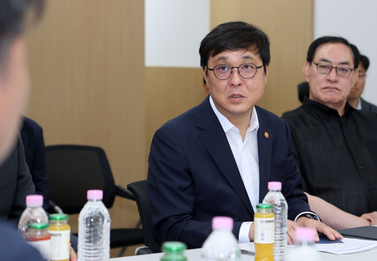 ハンドボール競技場入居種目団体関連の追加対策会議の様子。 /写真=文化体育観光部提供