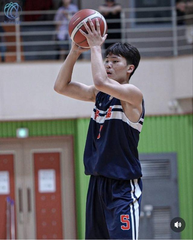Yoon Ji Hoon./Ảnh = Liên đoàn bóng rổ trung học cơ sở và trung học phổ thông Hàn Quốc cung cấp