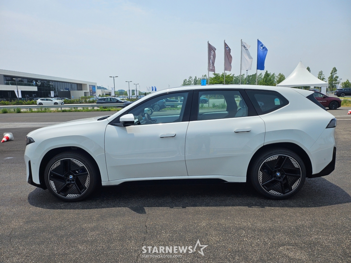 BMW iX3/Foto=reportero Kim Kyung-soo