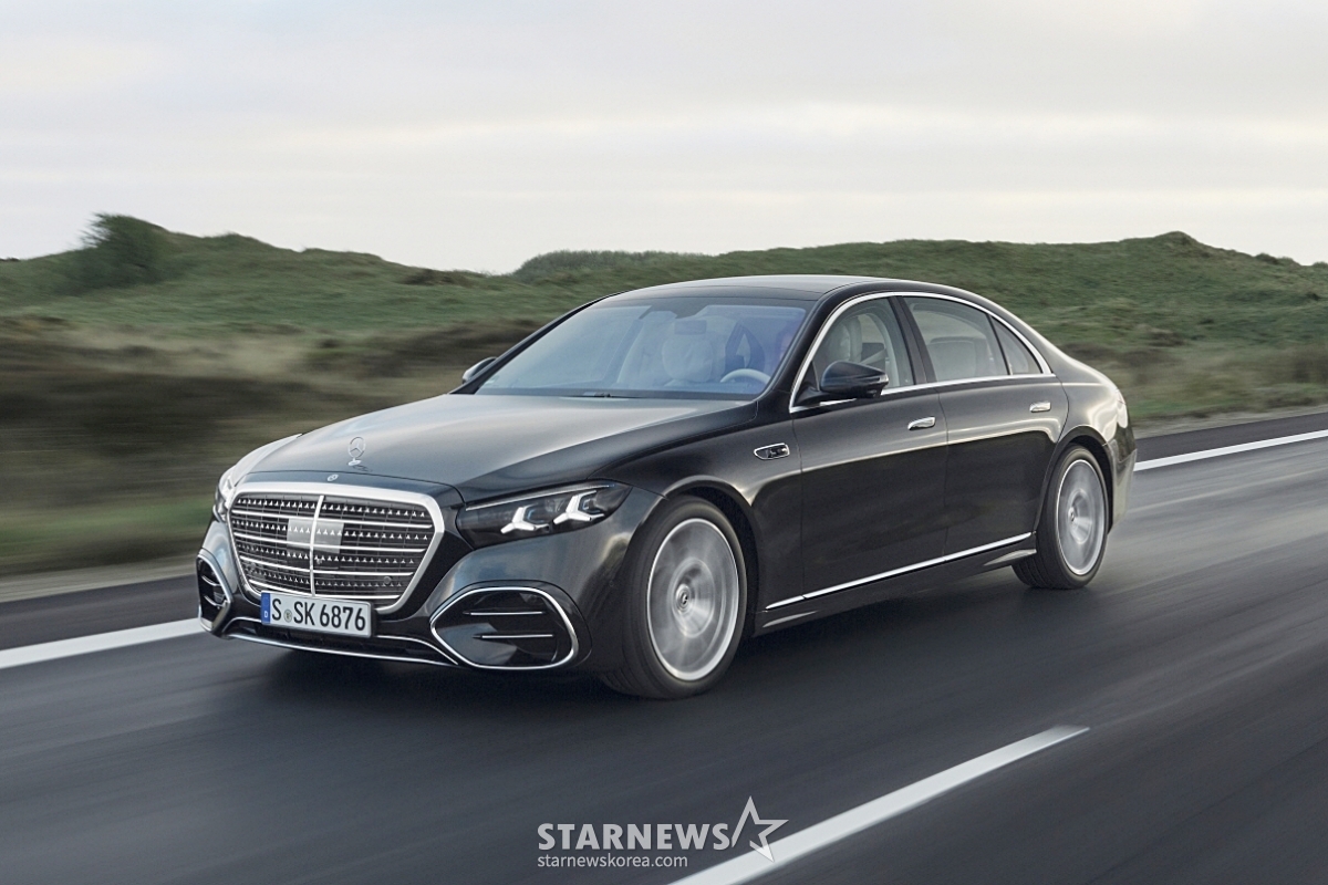 The New S-Class/Photo provided by Mercedes-Benz Korea