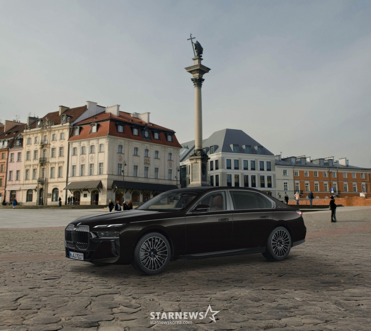BMW 7 Series Nero Russo Edition