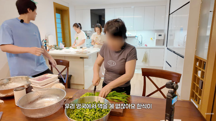 /Photo=YouTube channel 'Kim Kang-woo'