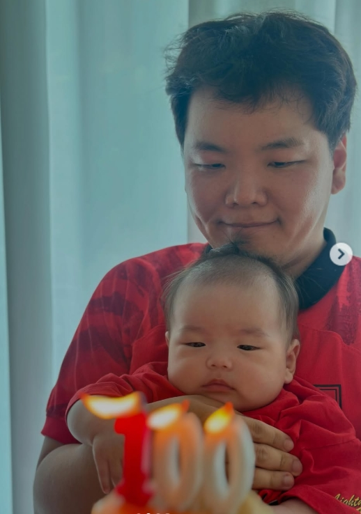 =照片:郭某的个人账户。