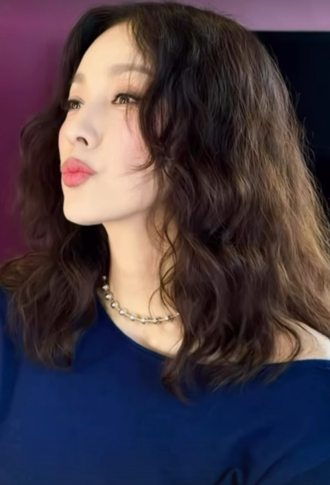 /foto=Perfil personal de Lee Hyo-ri