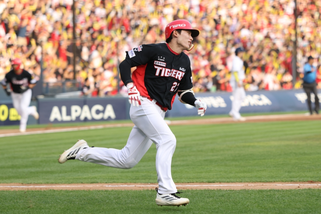 KIA Tigers Kim Ho-ryung in action. /Photo=KIA Tigers