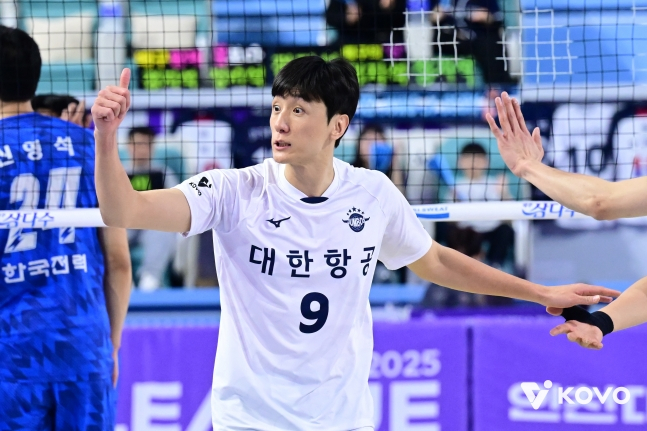 Kwak Seung-seok, who announced his retirement as a Korean Air one-club man. /Photo=KOVO