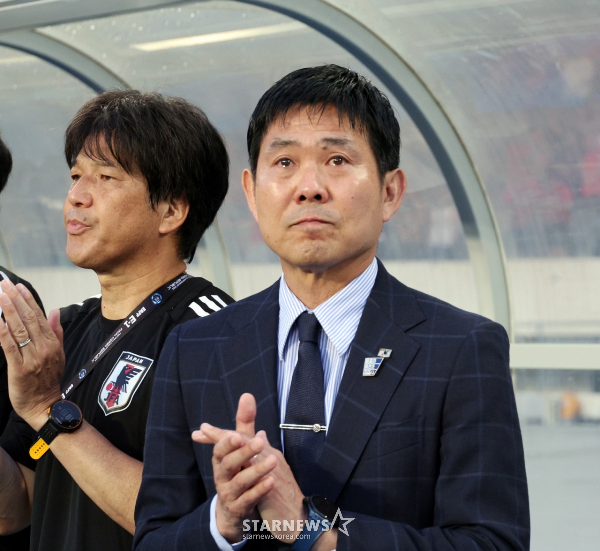 Japan's Coach Moriyasu is seen directing the team during the final match of the 2025 East Asian Football Federation (EAFF) E-1 Championship (East Asian Cup) against Japan held at Yongin Mir Sports Complex on the 15th. 2025.07.15. /Photo=Senior reporter Kang Young-jo cameratalks@