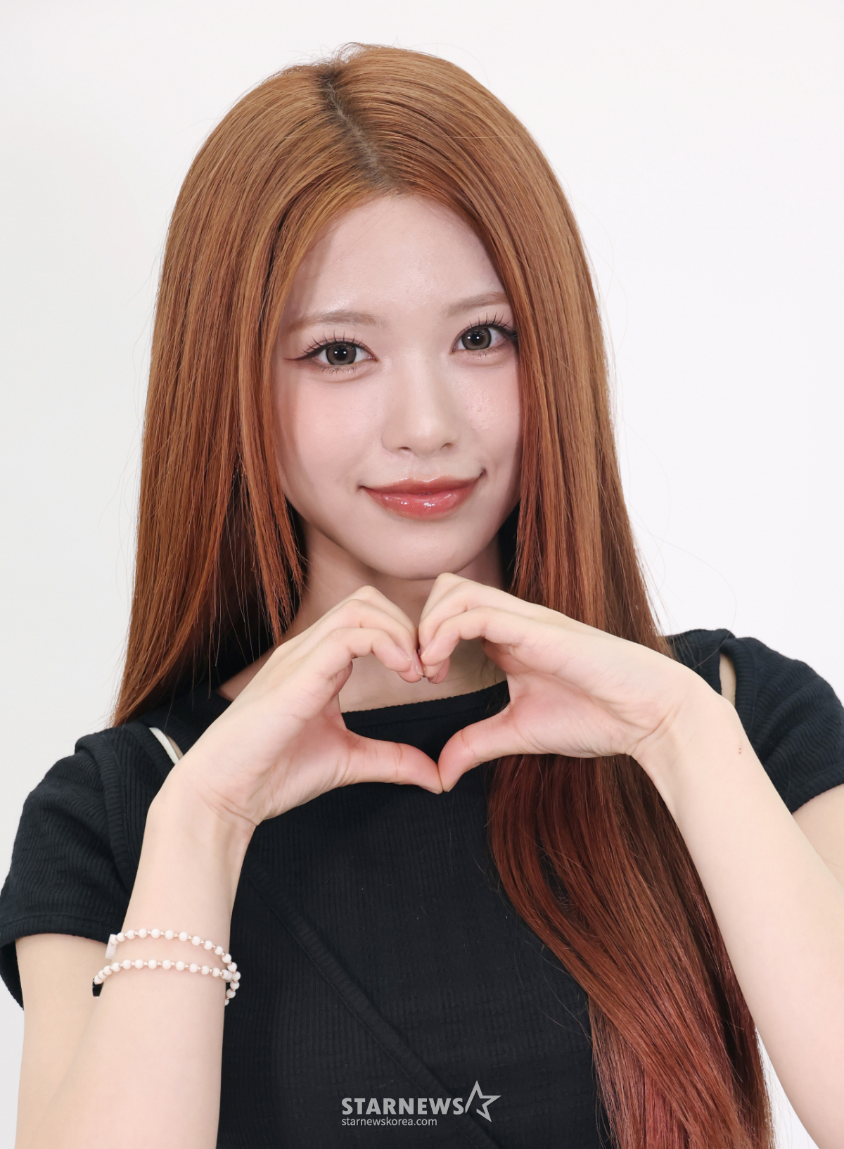 리센느 제나 '사랑스런 손하트'[★포토]