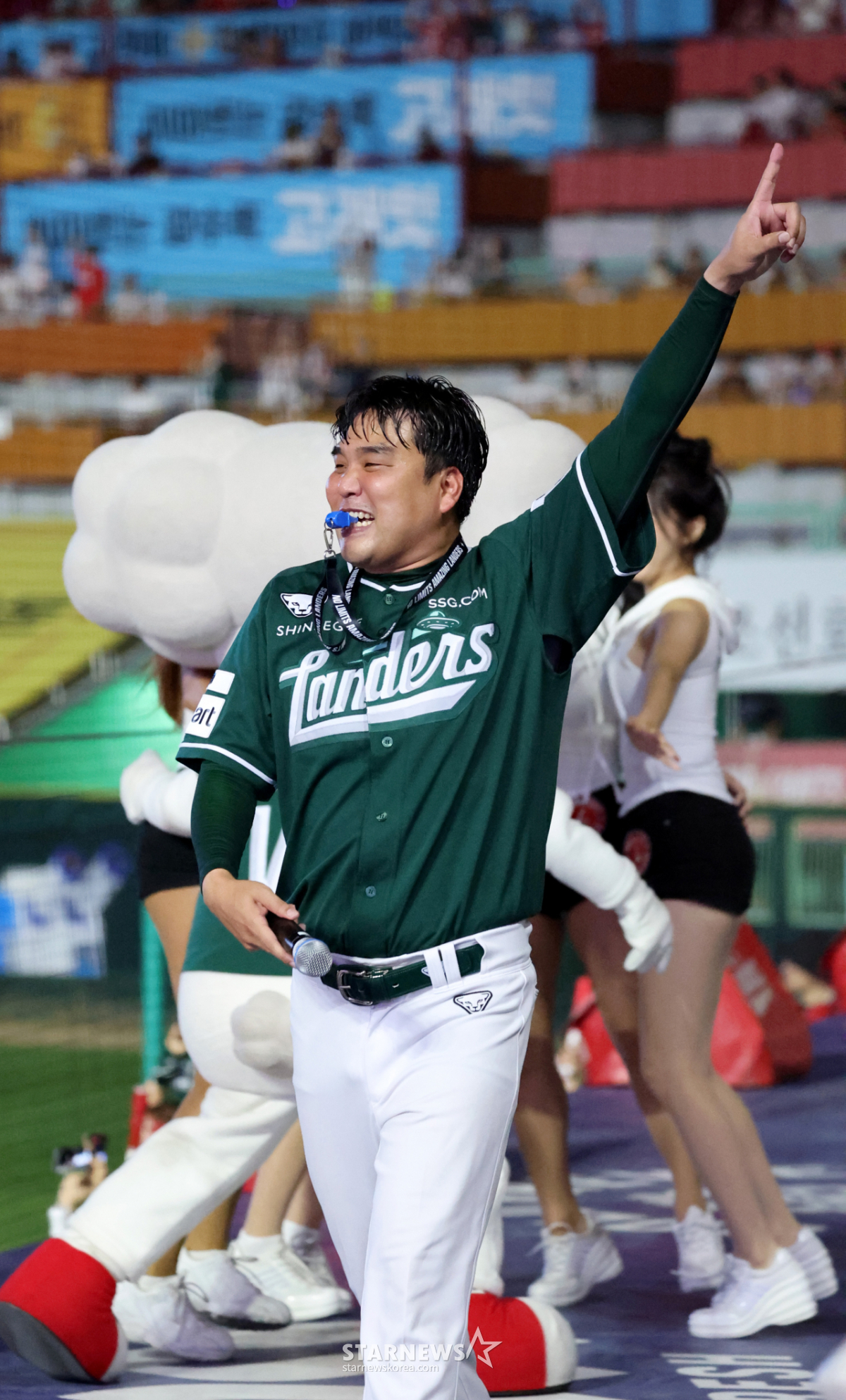 [포토]'반격이다' 박민수 응원단장