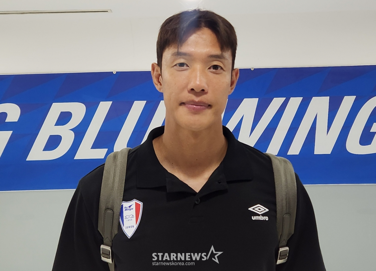 19살 유망주 데뷔전 퇴장 악몽→37세 캡틴 긴급 투입, 홍정호 솔직 고백 "솔직히 레드카드 당시에..." [수원 현장]