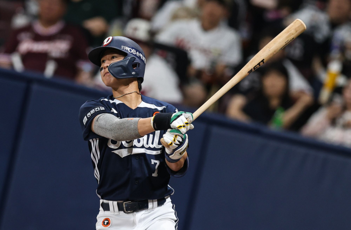 Матч между Doosan Bears и Kiwoom Heroes, состоявшийся 5-го числа в Gocheok Sky в Сеу Вид на Пак Чан Хо из Doosan Bears. /Фото = Предоставлено Doosan Bears.