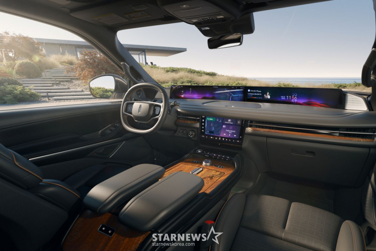 Lincoln Navigator