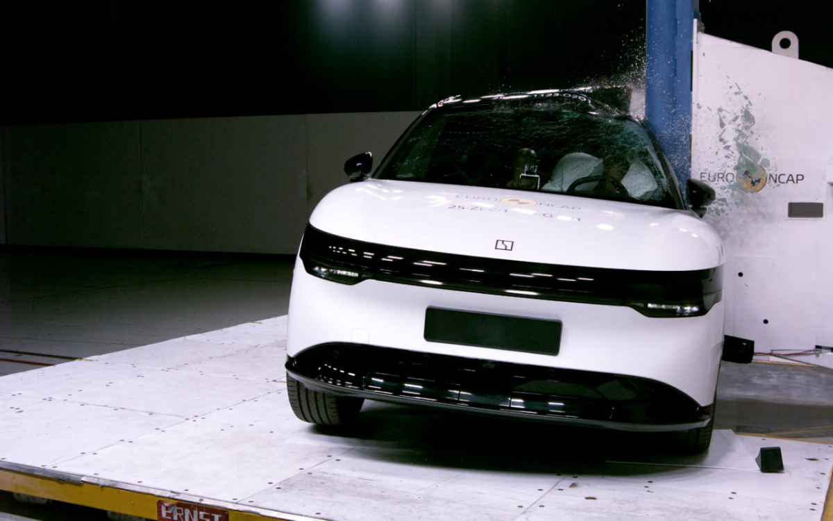 Цикер 7X проходит тест Euro NCAP