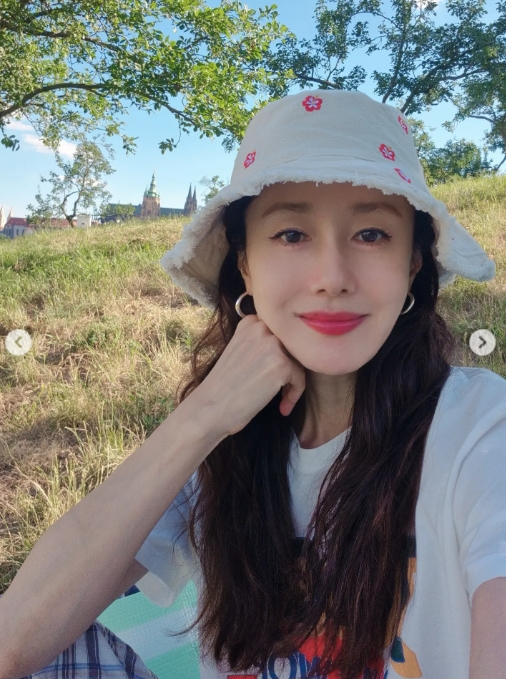 =照片:金智秀的个人账户。