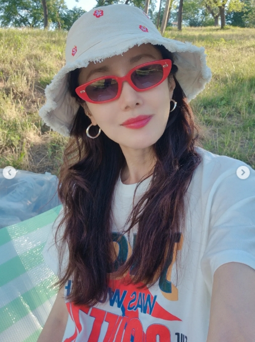 =演员金智秀的个人账号。