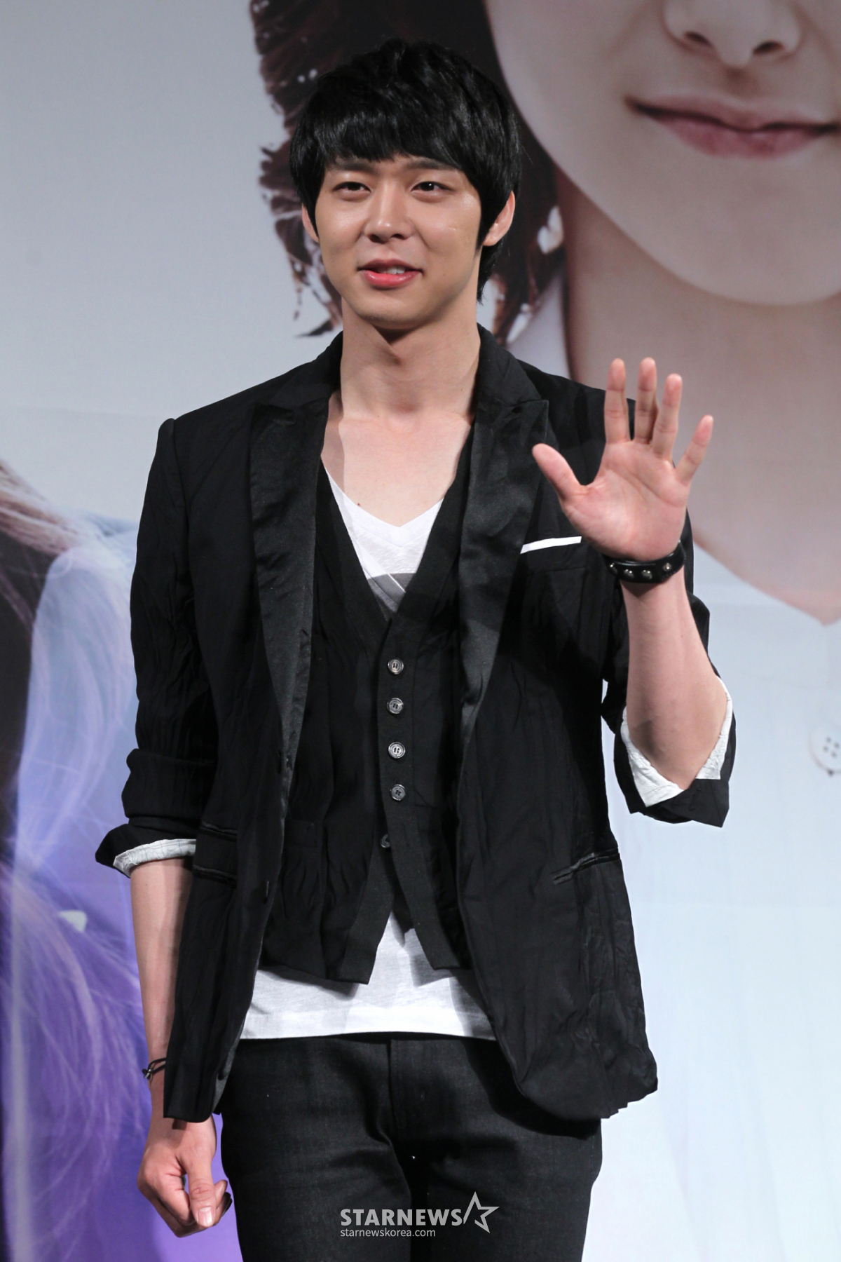 On May 17, 2011, a press conference for MBC's Monday-Tuesday drama "Miss Ripley" (directed by Choi Yi-seop, written by Kim Sun-young) was held at the Banyan Tree Hotel in Jangchung-dong, Seoul. /Photo=Reporter Lee Ki-beom leekb@