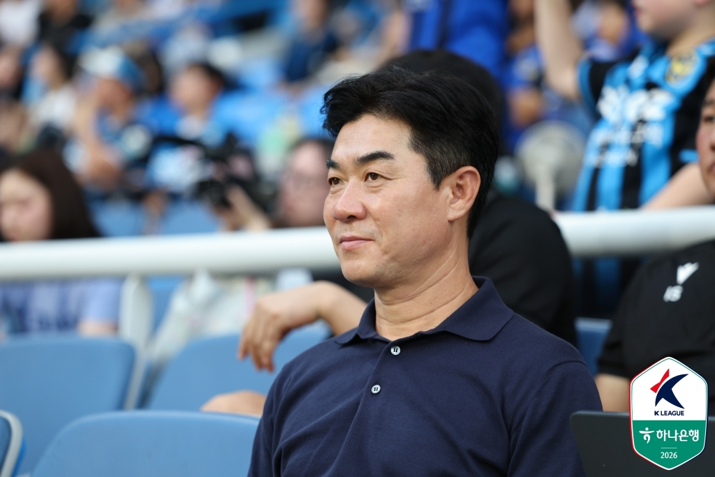윤정환 인천 유나이티드 감독. /사진=한국프로축구연맹 제공
