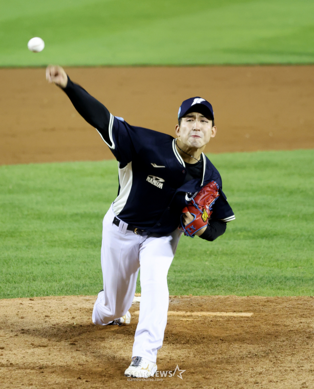 Nanum All-Star Yuto pitching after his All-Star performance at the '2026 SOL KBO League All-Star Game' held at Jamsil Stadium on the 11th. 2026.07.11. /Photo=Senior reporter Kang Young-jo cameratalks@
