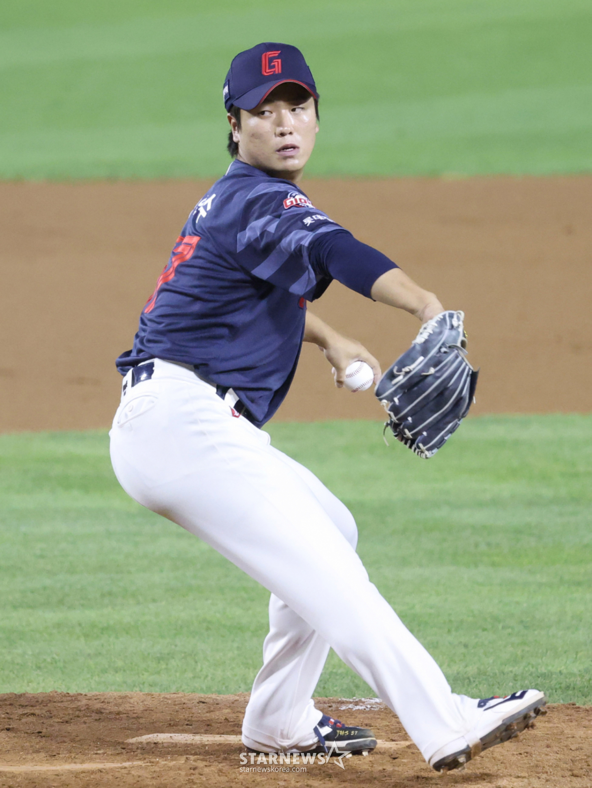 롯데 정현수. 송원대 출신 정현수는 2024 KBO 신인드래프트 2라운드 전체 13번으로 롯데에 지명돼 대학야구 재조명에 신호탄을 쐈다. /사진=김진경 대기자