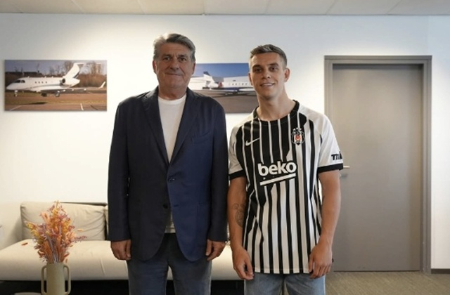 Official photo of Leandro Trossard (right). /Photo=Besiktas SNS