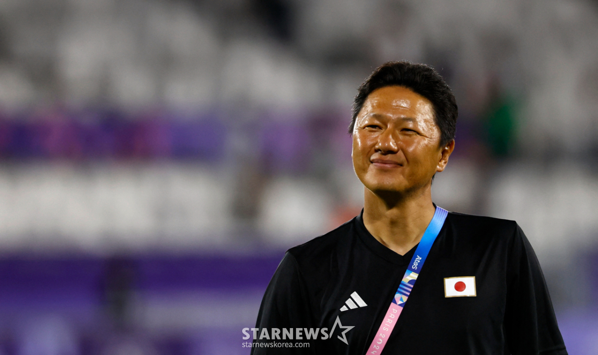 来年3月から日本サッカー国家代表チームの監督に就任することが事実上確定した大岩高21歳以下(U21)の日本五輪サッカー代表チーム監督。 大岩監督はA代表チームの監督選任後も、2028年LA五輪を準備する五輪代表チームの監督を兼任する予定だ。 /ロイター=ニュース1