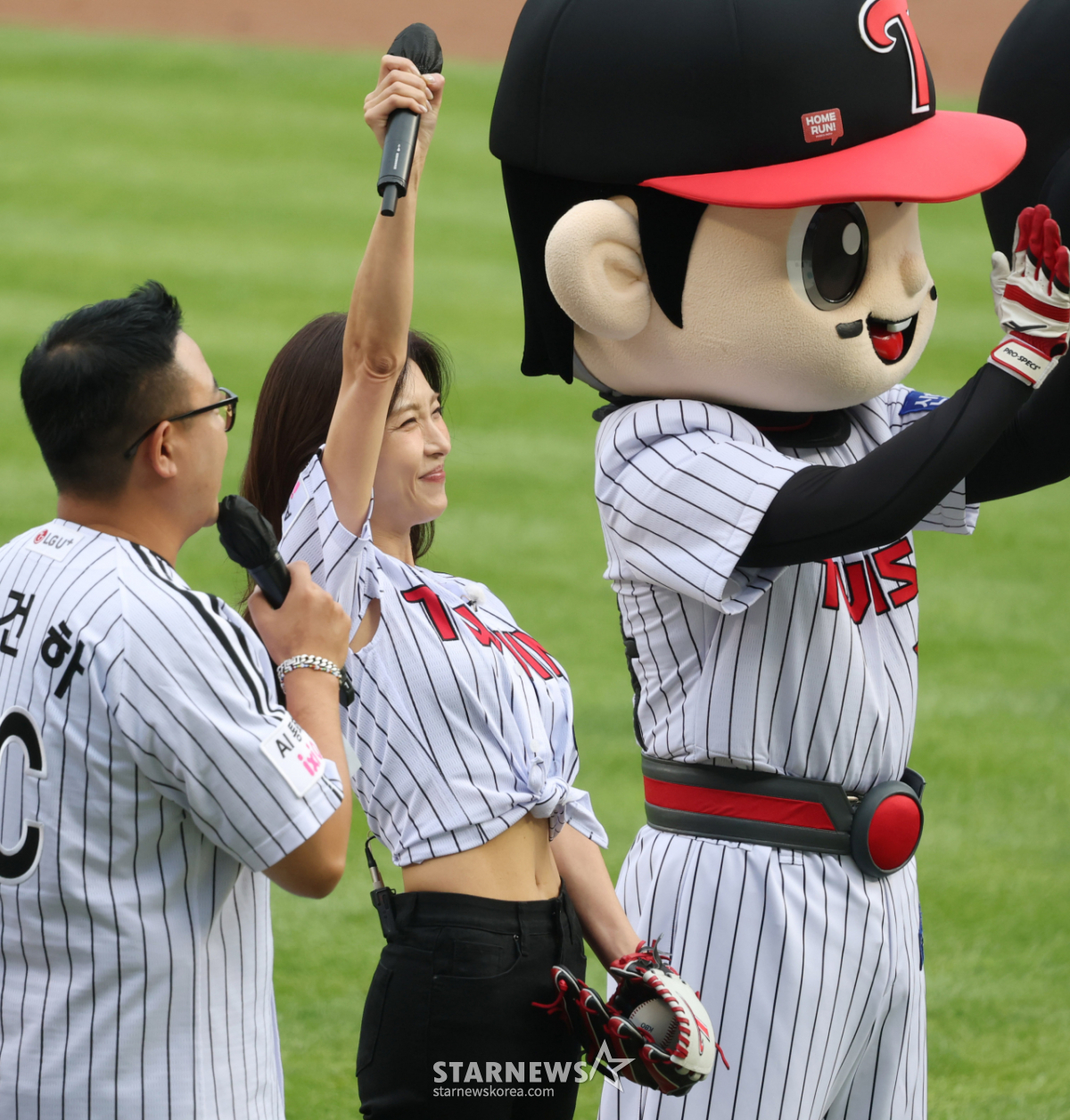 [포토] 하지원 'LG 1위 탈환 가자!'
