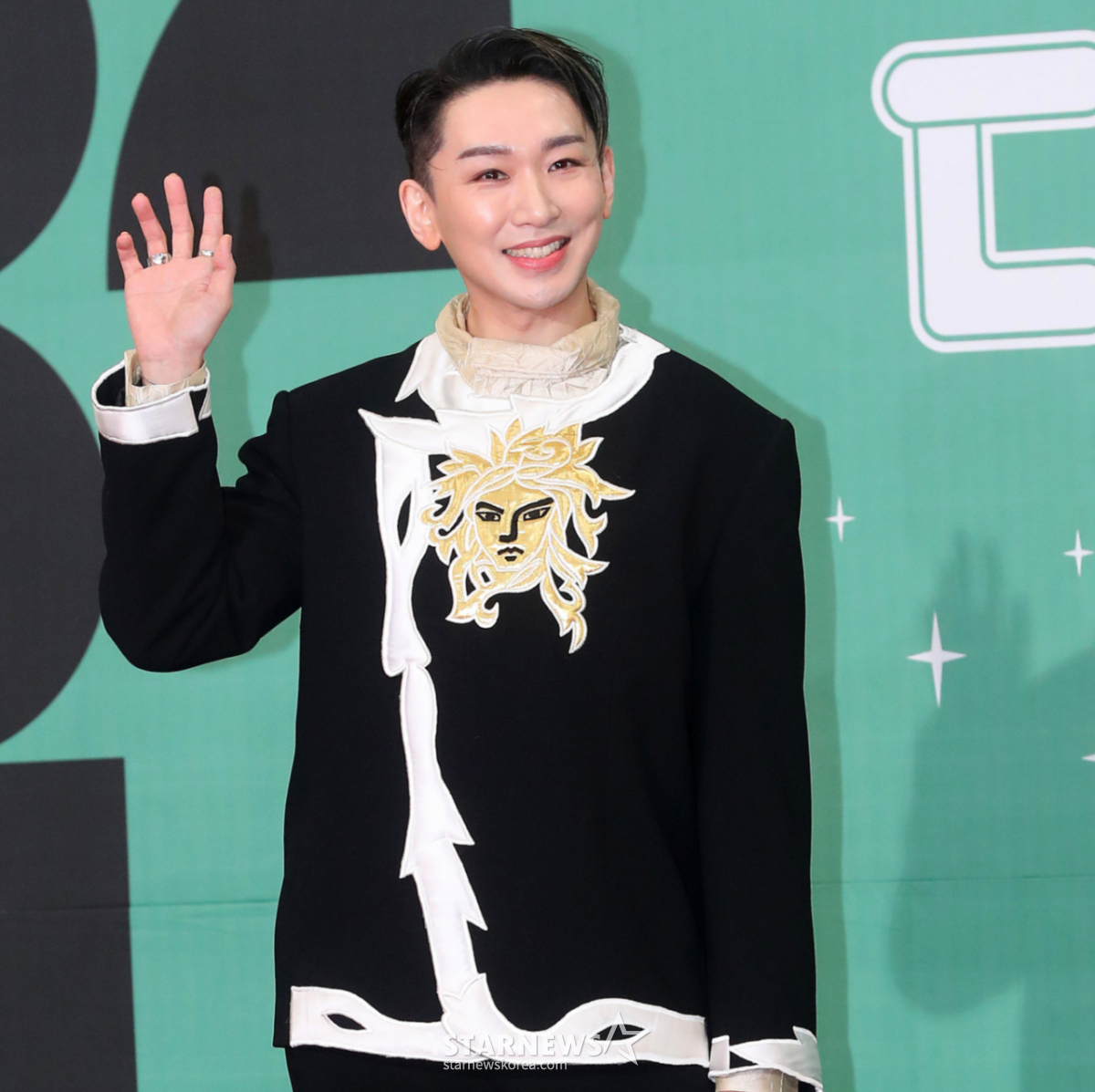 "감사합니다" 김호영, 옥주현 '옥장판' 저격엔 무대응..'매진'만 알렸다