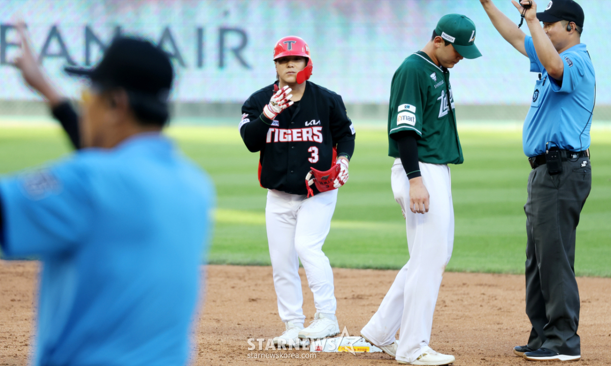 [포토]'3회초 1타점 2루타' 김선빈