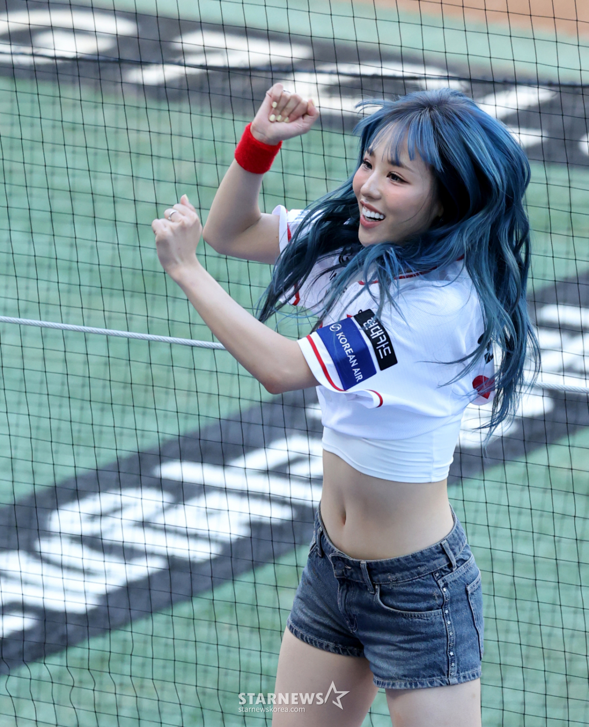 [포토] '오늘은 랜더스 치어리더' 퀸즈아이 원채