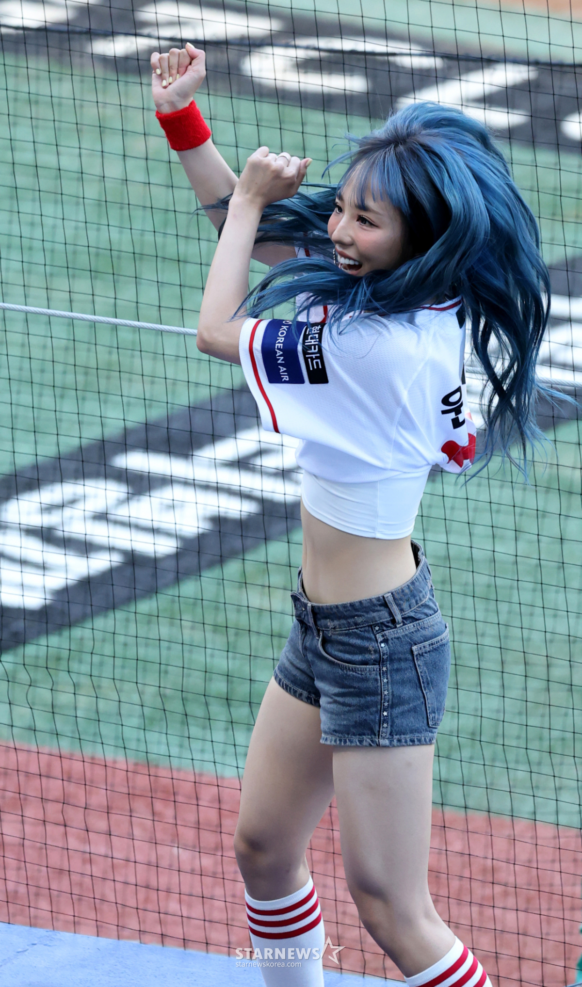 [포토] '역전분위기 만들어볼까!' 퀸즈아이 원채