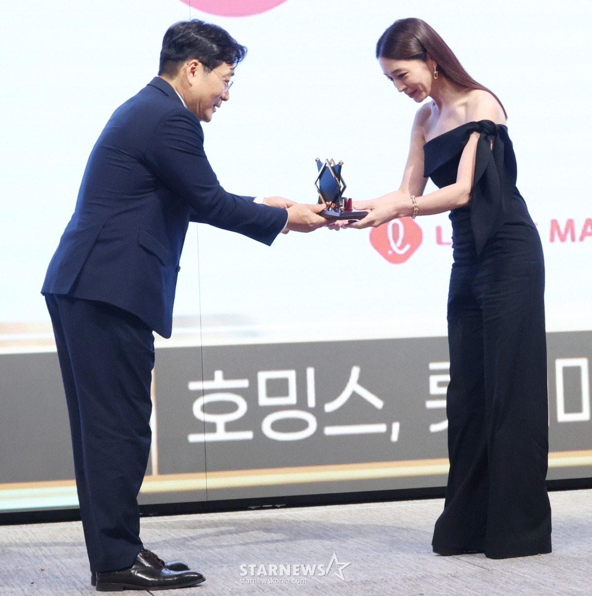 [포토] 광고퀸 이민정, MTN 최우수상 수상